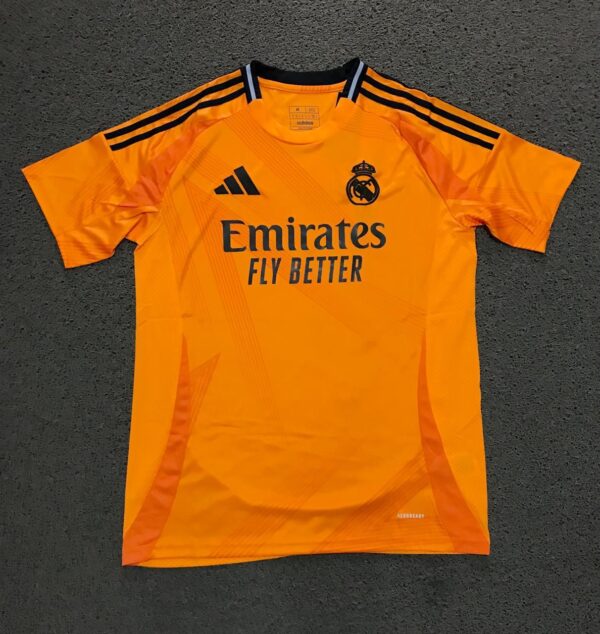 Camisa Real Madrid amarela